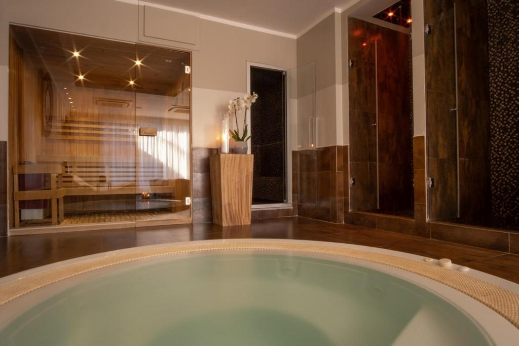 Borgo San Faustino Country Relais And Spa Morrano Екстериор снимка