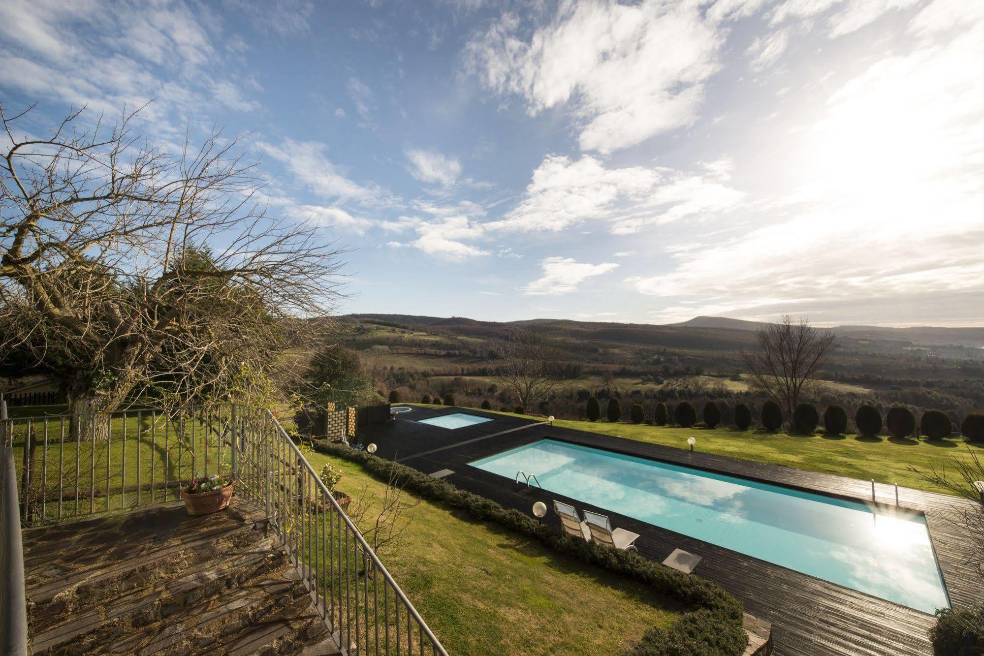 Borgo San Faustino Country Relais And Spa Morrano Екстериор снимка