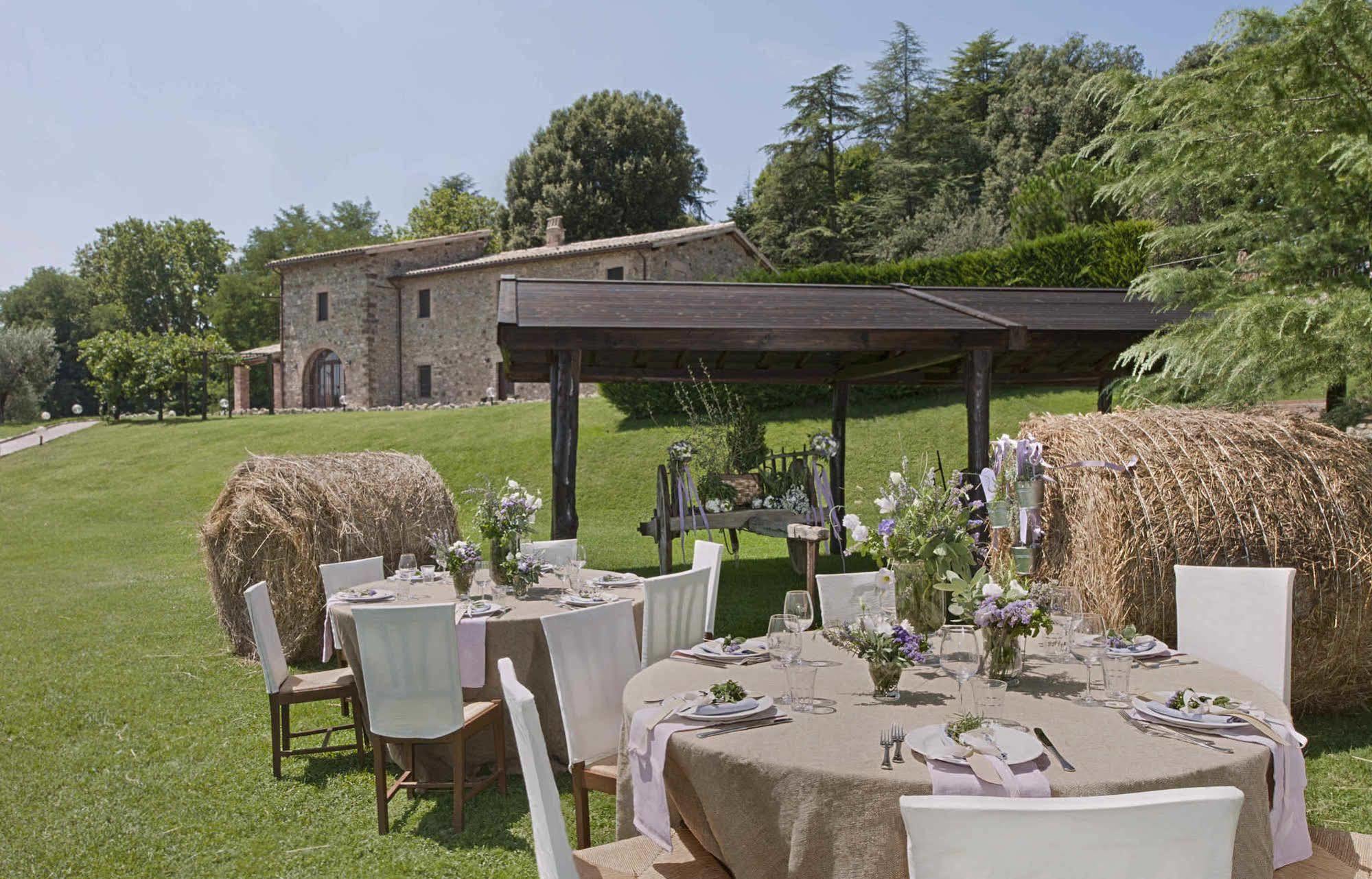 Borgo San Faustino Country Relais And Spa Morrano Екстериор снимка